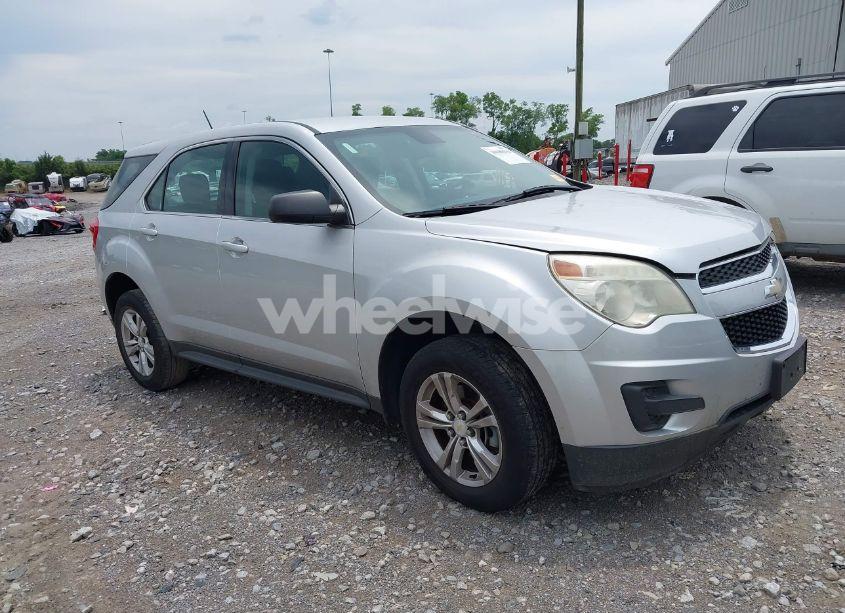 2013 Chevrolet Equinox LS (VIN 1GNALBEK7DZ127225) main photo