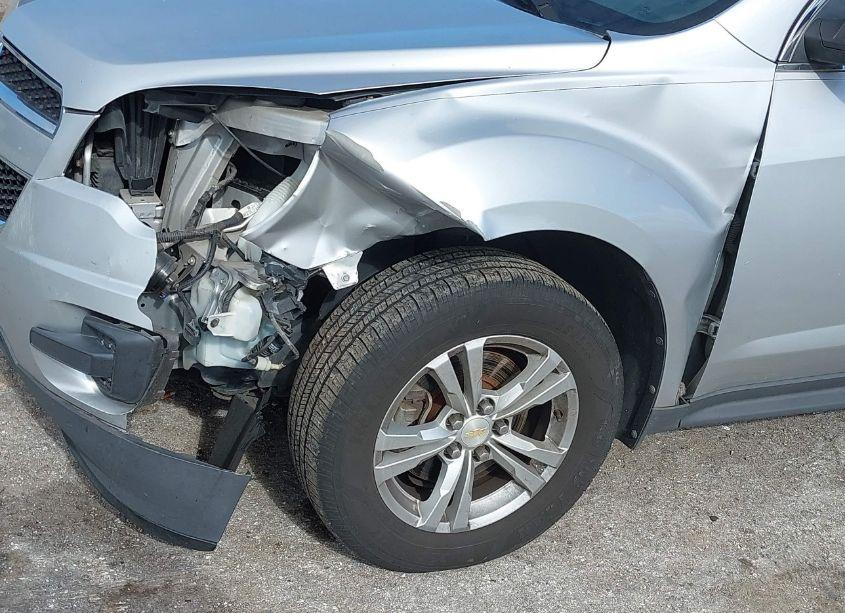 Photo 12 of 2013 Chevrolet Equinox LS (VIN 1GNALBEK7DZ131551)