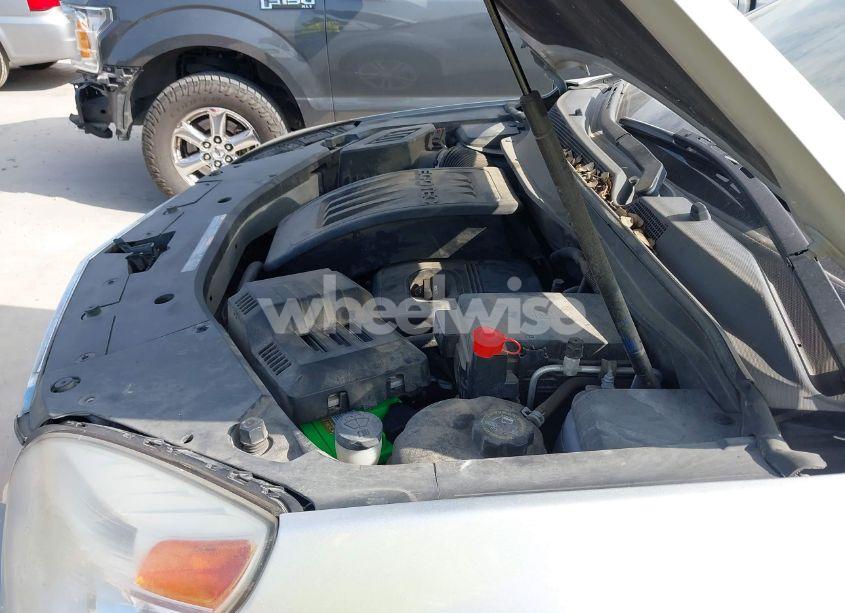 Photo 6 of 2015 Chevrolet Equinox 1LT (VIN 1GNALBEK7FZ112470)