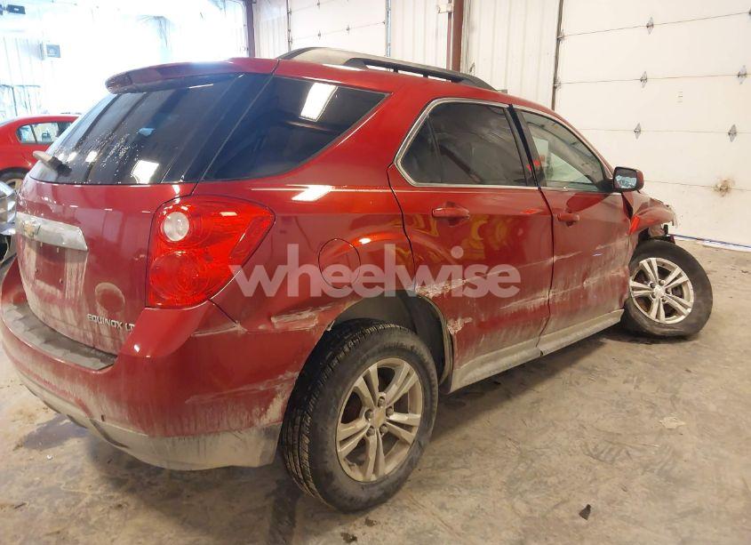 Photo 4 of 2015 Chevrolet Equinox 1LT (VIN 1GNALBEK7FZ140107)