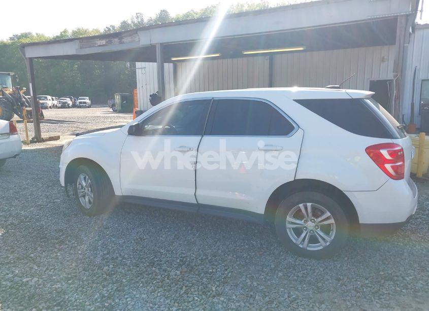 Photo 15 of 2016 Chevrolet Equinox LS (VIN 1GNALBEK7GZ102782)