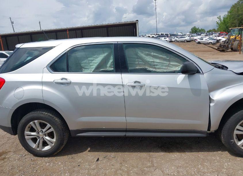 Photo 14 of 2016 Chevrolet Equinox LS (VIN 1GNALBEK7GZ106539)