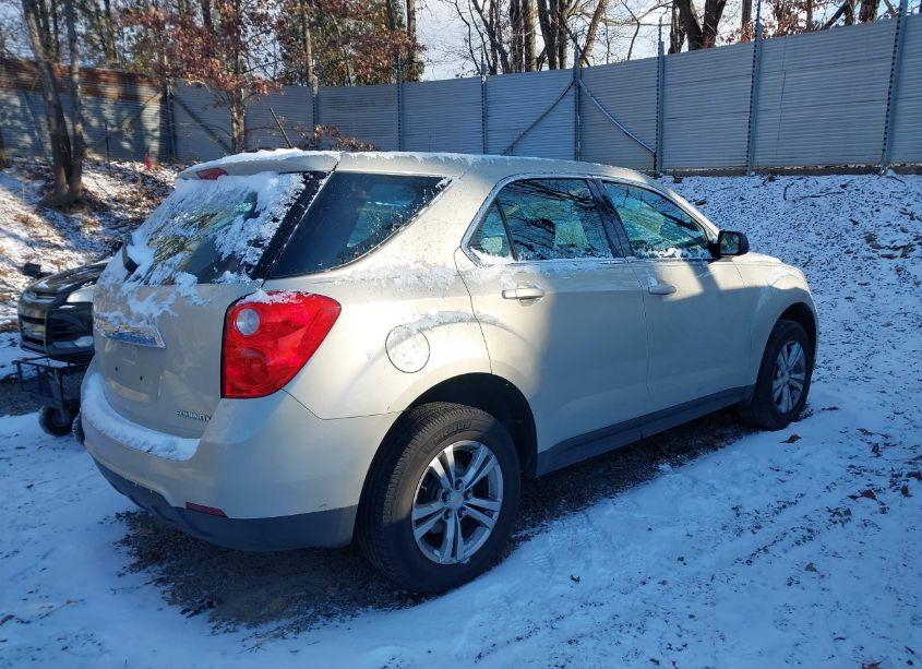 Photo 4 of 2013 Chevrolet Equinox LS (VIN 1GNALBEK8DZ126228)