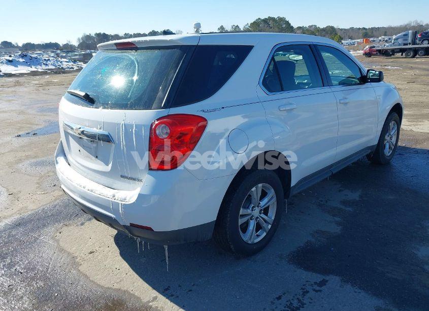 Photo 4 of 2013 Chevrolet Equinox LS (VIN 1GNALBEK9DZ106019)