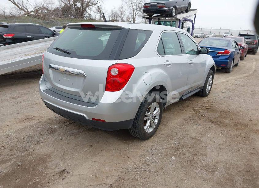 Photo 4 of 2013 Chevrolet Equinox LS (VIN 1GNALBEK9DZ111673)