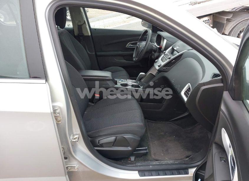Photo 5 of 2013 Chevrolet Equinox LS (VIN 1GNALBEK9DZ111673)