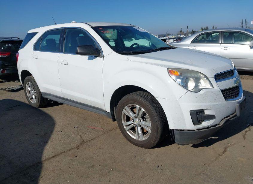2013 Chevrolet Equinox LS (VIN 1GNALBEK9DZ121832) main photo