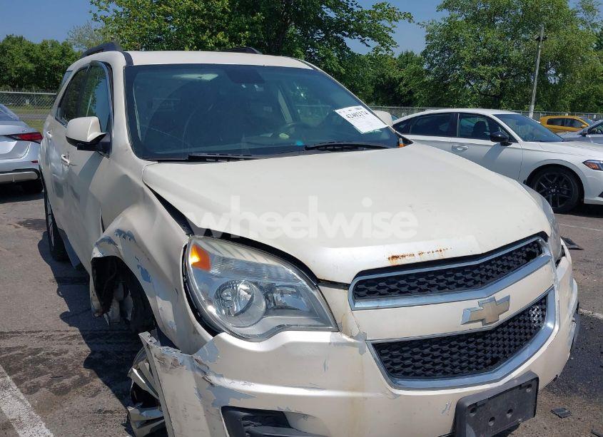 2015 Chevrolet Equinox 1LT (VIN 1GNALBEK9FZ115113) main photo