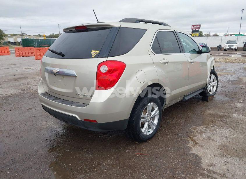 Photo 4 of 2015 Chevrolet Equinox 1LT (VIN 1GNALBEK9FZ117735)