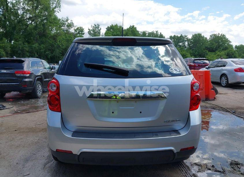 Photo 17 of 2013 Chevrolet Equinox LS (VIN 1GNALBEKXDZ117370)