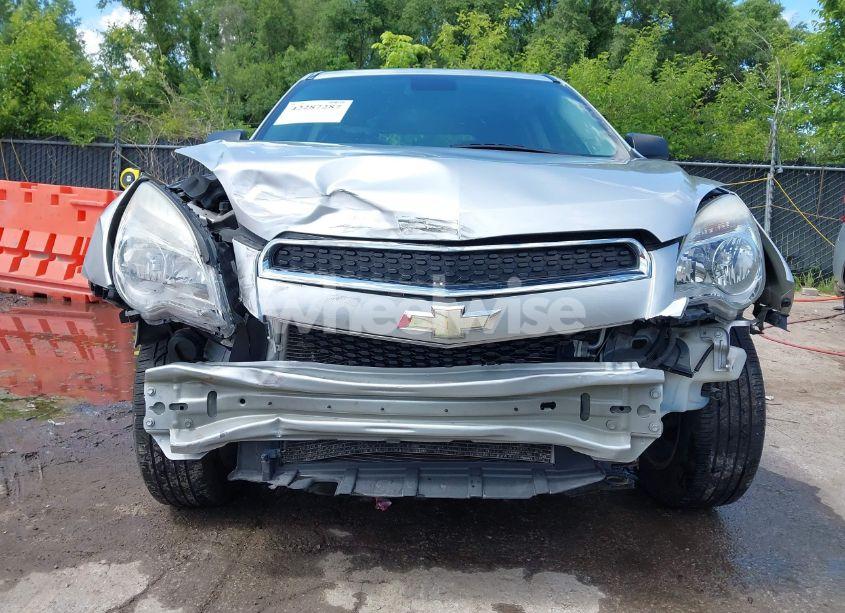 Photo 6 of 2013 Chevrolet Equinox LS (VIN 1GNALBEKXDZ117370)