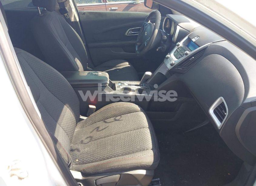 Photo 5 of 2013 Chevrolet Equinox LS (VIN 1GNALBEKXDZ129003)