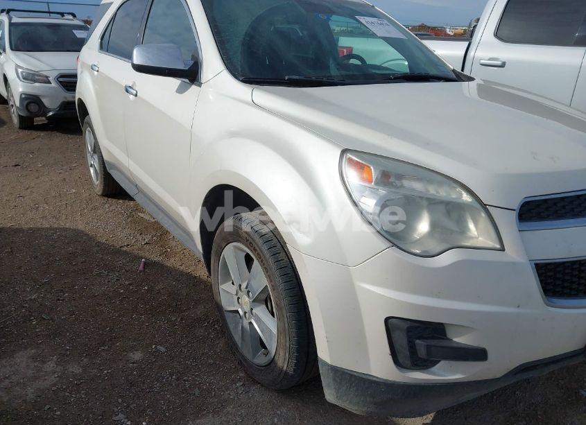 Photo 6 of 2015 Chevrolet Equinox 1LT (VIN 1GNALBEKXFZ141221)