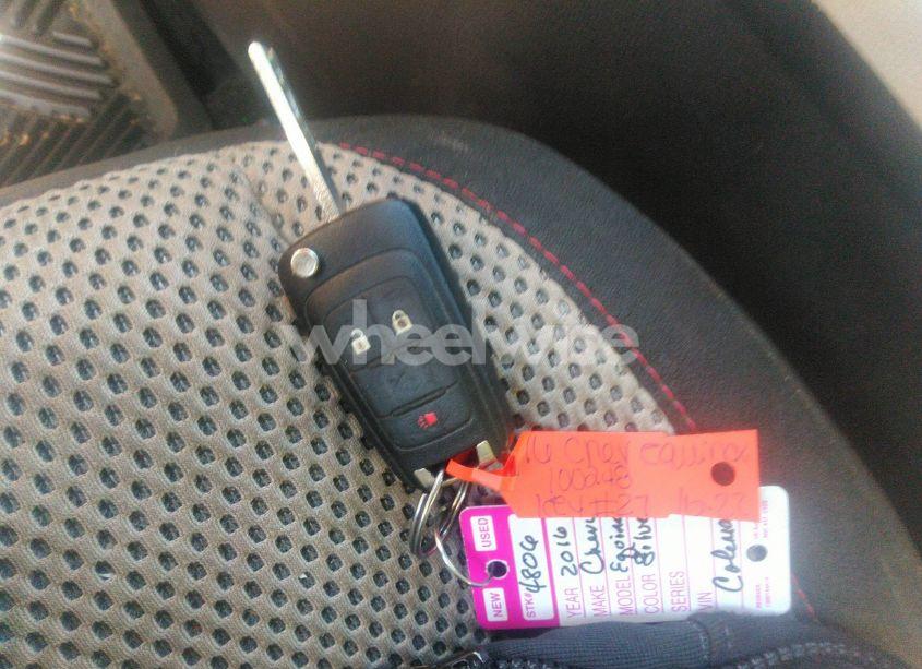 Photo 11 of 2016 Chevrolet Equinox LS (VIN 1GNALBEKXGZ100248)