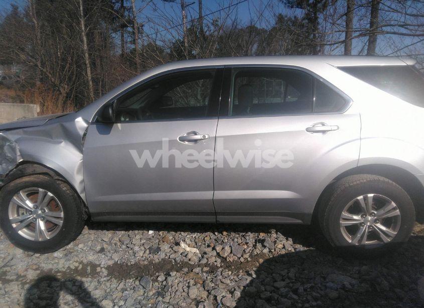 Photo 14 of 2016 Chevrolet Equinox LS (VIN 1GNALBEKXGZ100248)