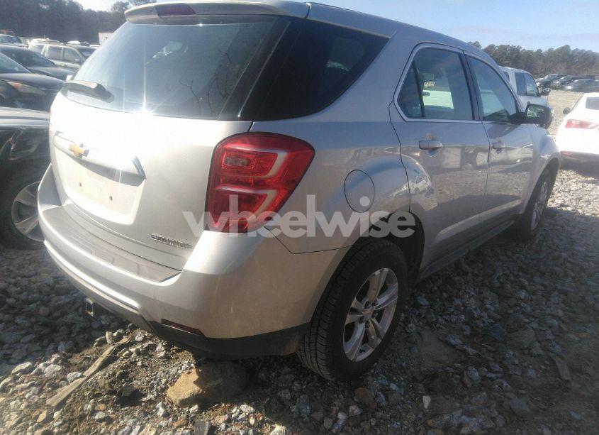 Photo 4 of 2016 Chevrolet Equinox LS (VIN 1GNALBEKXGZ100248)