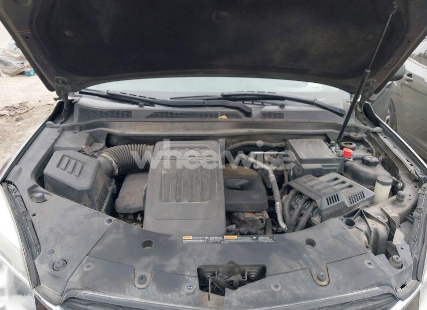 Photo 10 of 2016 Chevrolet Equinox LS (VIN 1GNALBEKXGZ105448)