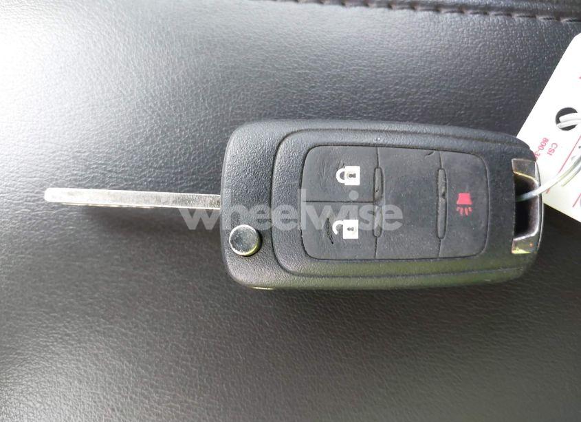 Photo 11 of 2016 Chevrolet Equinox LS (VIN 1GNALBEKXGZ105448)