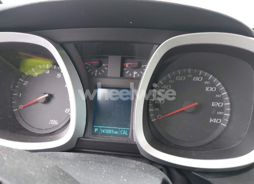 Photo 7 of 2015 Chevrolet Equinox 2LT (VIN 1GNALCEK1FZ139654)