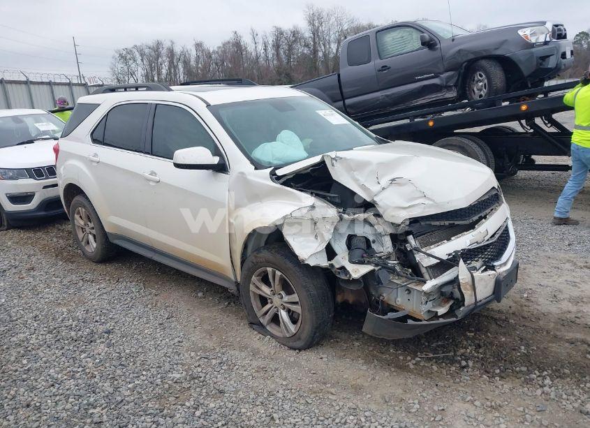 2015 Chevrolet Equinox 2LT (VIN 1GNALCEK2FZ102872) main photo