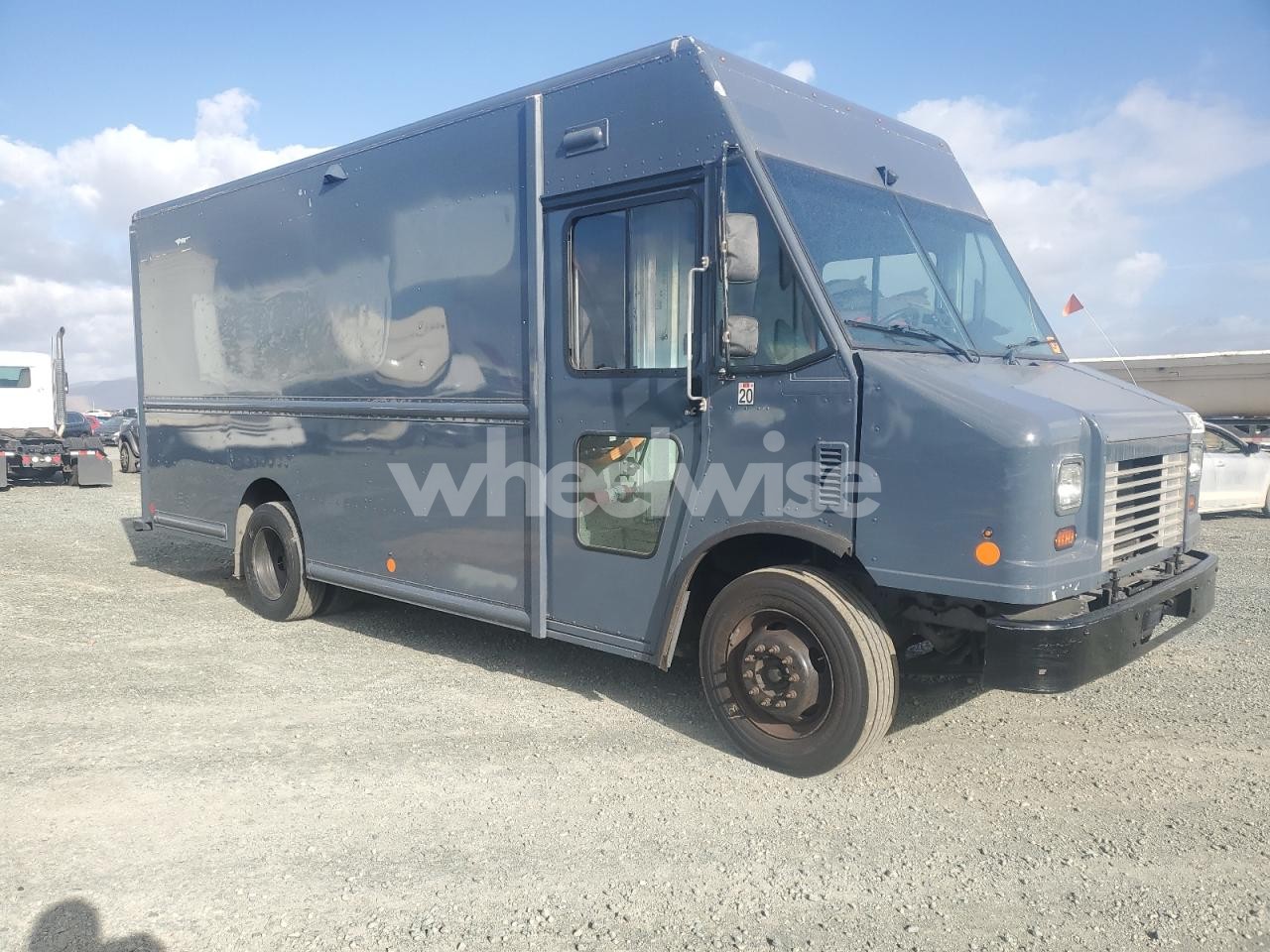 Photo 4 of 2020 FORD F59 (VIN 1GNALCEK2GZ106549)