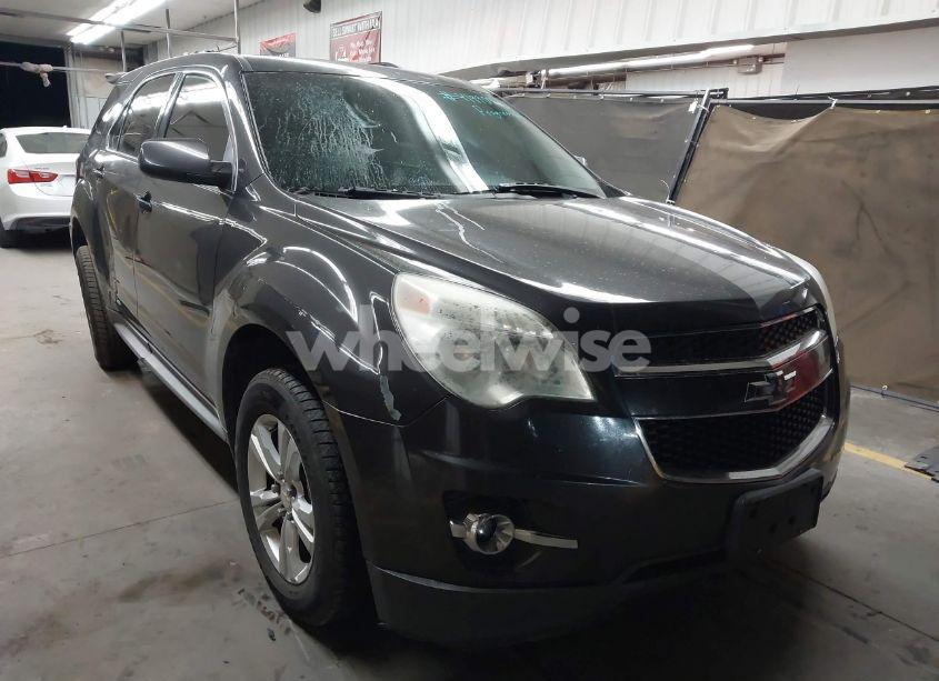 2015 Chevrolet Equinox 2LT (VIN 1GNALCEK3FZ111614) main photo
