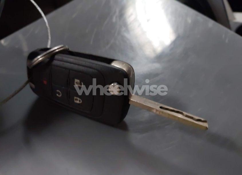 Photo 11 of 2015 Chevrolet Equinox 2LT (VIN 1GNALCEK3FZ111614)