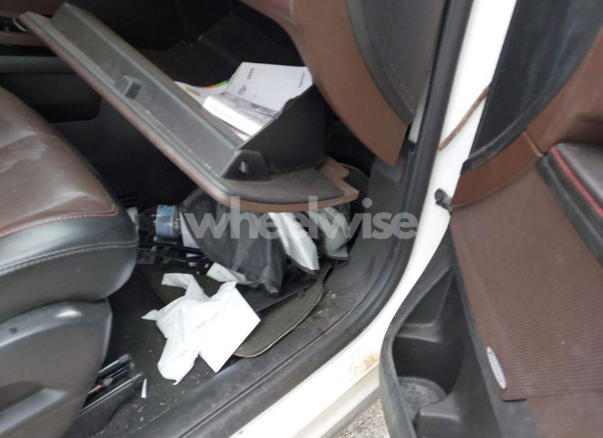 Photo 8 of 2015 Chevrolet Equinox 2LT (VIN 1GNALCEK4FZ112948)