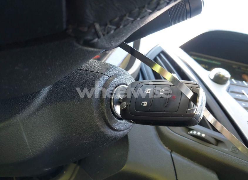 Photo 11 of 2015 Chevrolet Equinox 2LT (VIN 1GNALCEK5FZ134540)