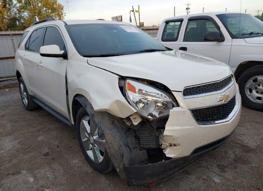 Photo 6 of 2015 Chevrolet Equinox 2LT (VIN 1GNALCEK6FZ138239)