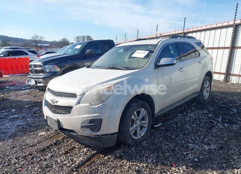 Photo 2 of 2013 Chevrolet Equinox 1LT (VIN 1GNALDEK1DZ111758)