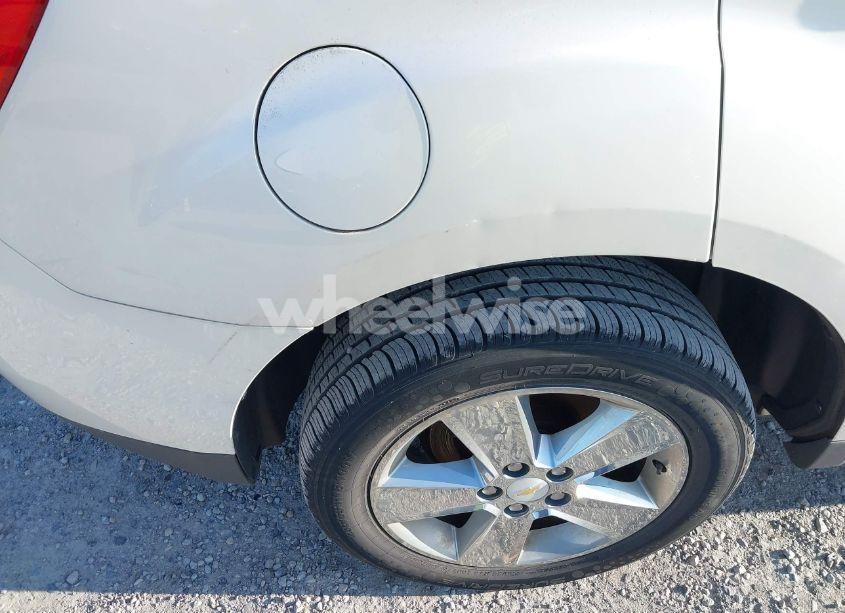 Photo 6 of 2013 Chevrolet Equinox 1LT (VIN 1GNALDEK2DZ131825)