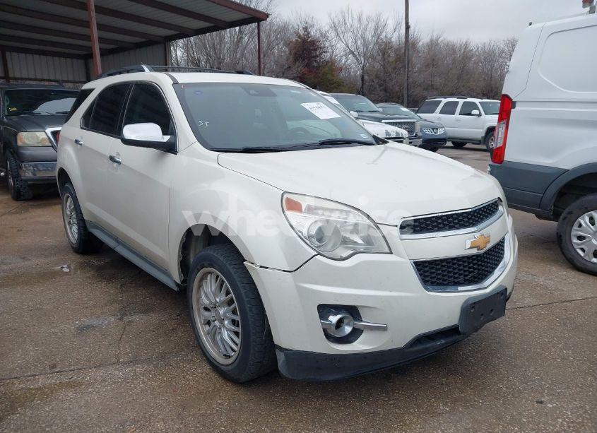 2015 Chevrolet Equinox LTZ (VIN 1GNALDEK3FZ111327) main photo