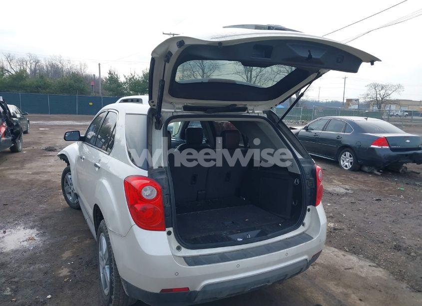 Photo 3 of 2014 Chevrolet Equinox LTZ (VIN 1GNALDEKXEZ135770)