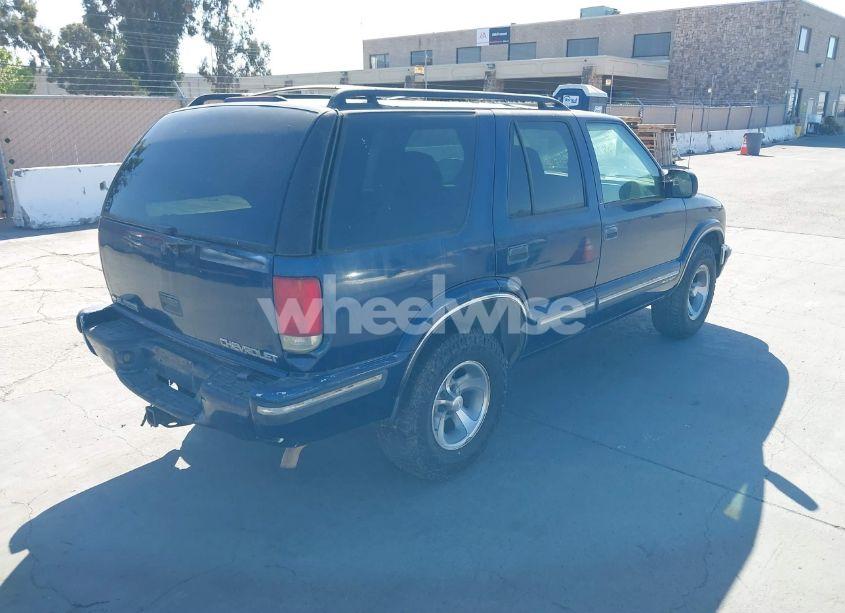Photo 4 of 1999 Chevrolet Blazer LS (VIN 1GNCS13W0X2125101)