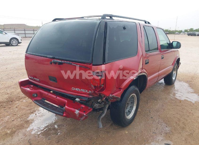 Photo 6 of 2001 Chevrolet Blazer LT (VIN 1GNCS13W112137572)