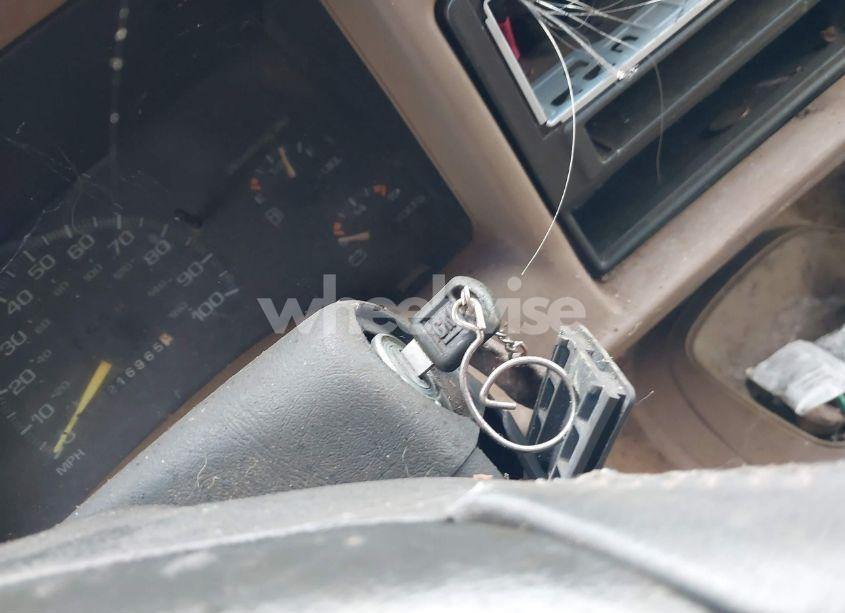 Photo 11 of 1997 Chevrolet Blazer LS (VIN 1GNCS13W1V2261394)