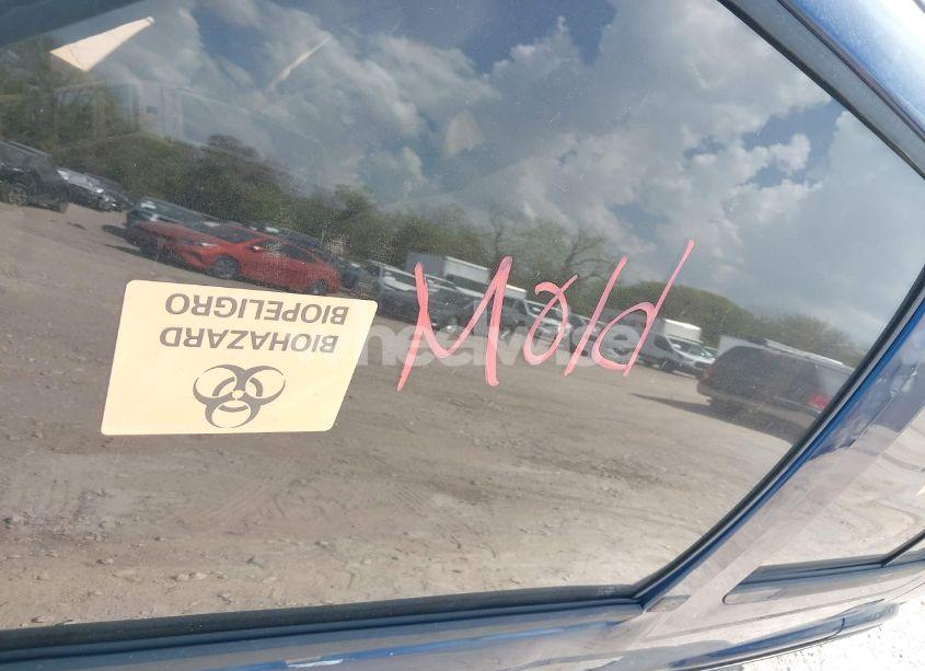 Photo 11 of 1999 Chevrolet Blazer LT (VIN 1GNCS13W1X2120019)