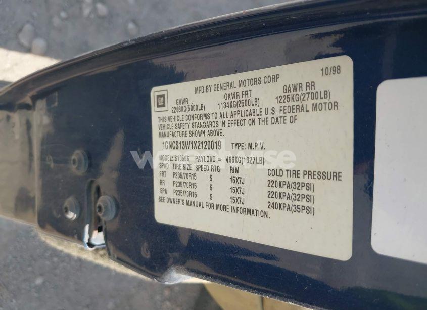 Photo 9 of 1999 Chevrolet Blazer LT (VIN 1GNCS13W1X2120019)