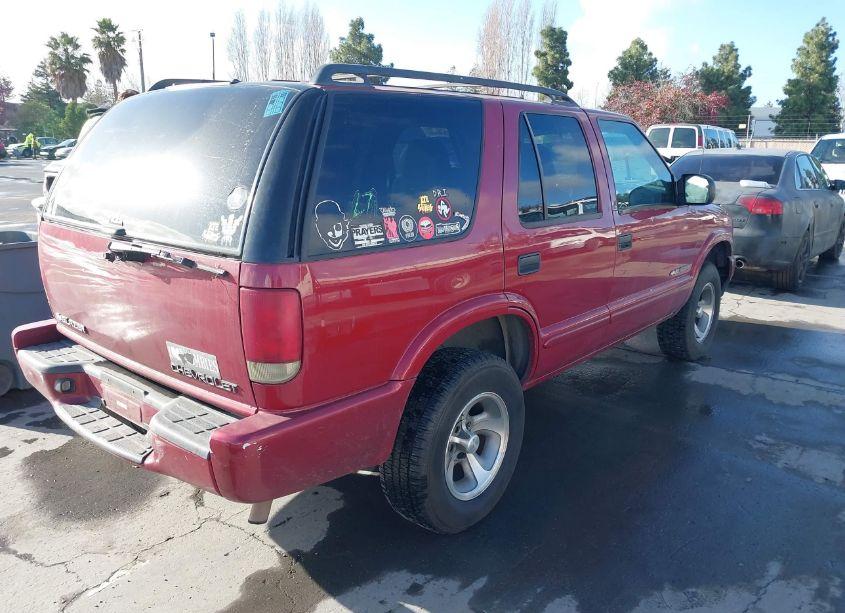 Photo 4 of 2002 Chevrolet Blazer LS (VIN 1GNCS13W22K106123)