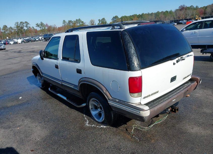 Photo 3 of 1997 Chevrolet Blazer LS (VIN 1GNCS13W2V2134153)