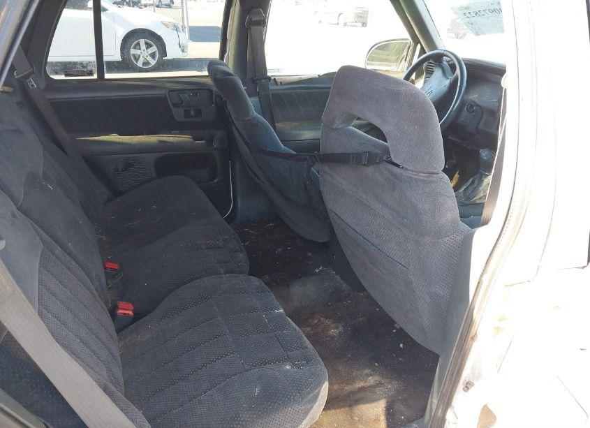 Photo 8 of 1997 Chevrolet Blazer LS (VIN 1GNCS13W2V2134153)