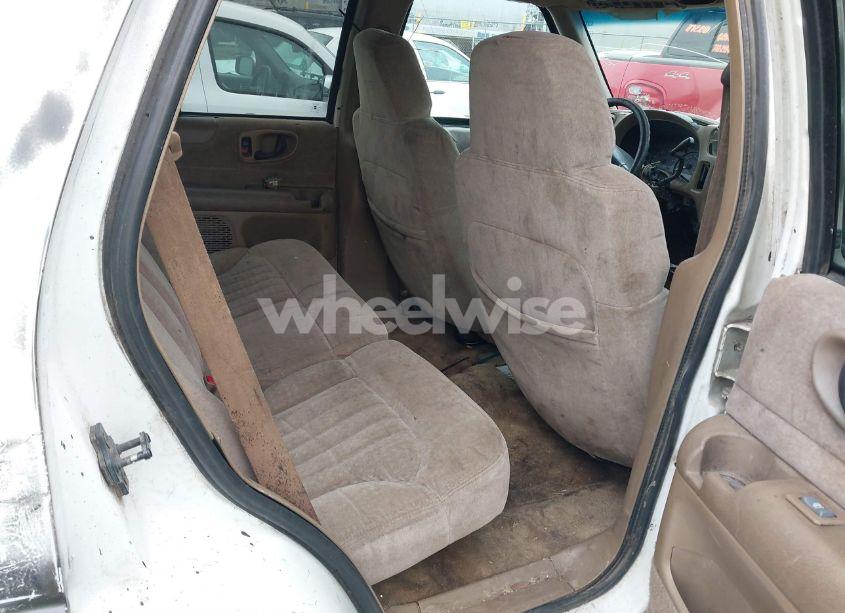 Photo 8 of 2000 Chevrolet Blazer LS (VIN 1GNCS13W2YK255897)