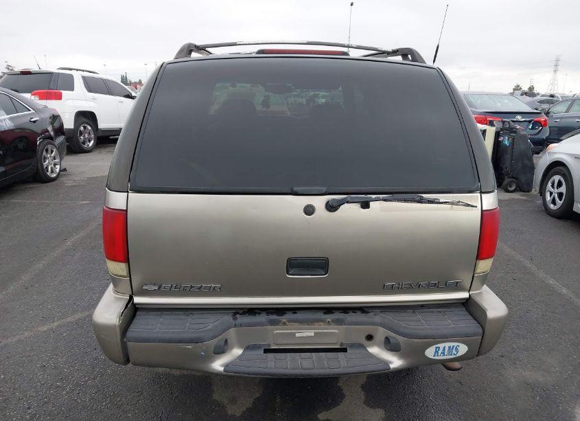 Photo 16 of 2001 Chevrolet Blazer LT (VIN 1GNCS13W312125925)