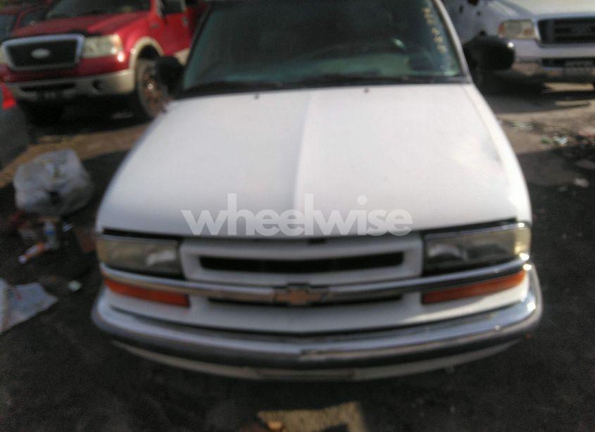 Photo 10 of 2001 Chevrolet Blazer LT (VIN 1GNCS13W412220736)