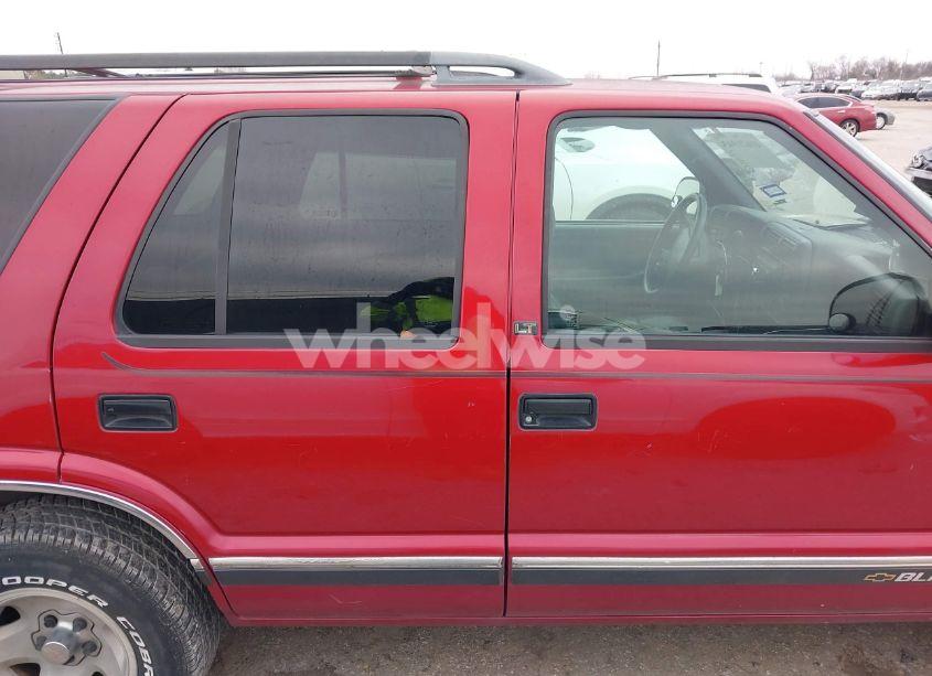 Photo 13 of 1996 Chevrolet Blazer (VIN 1GNCS13W6T2179271)