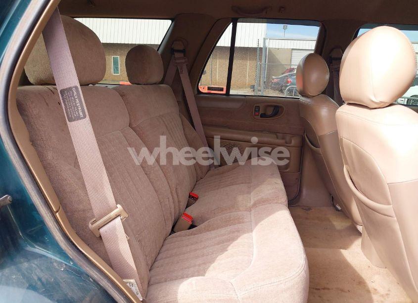 Photo 8 of 1998 Chevrolet Blazer LS (VIN 1GNCS13W6W2222740)