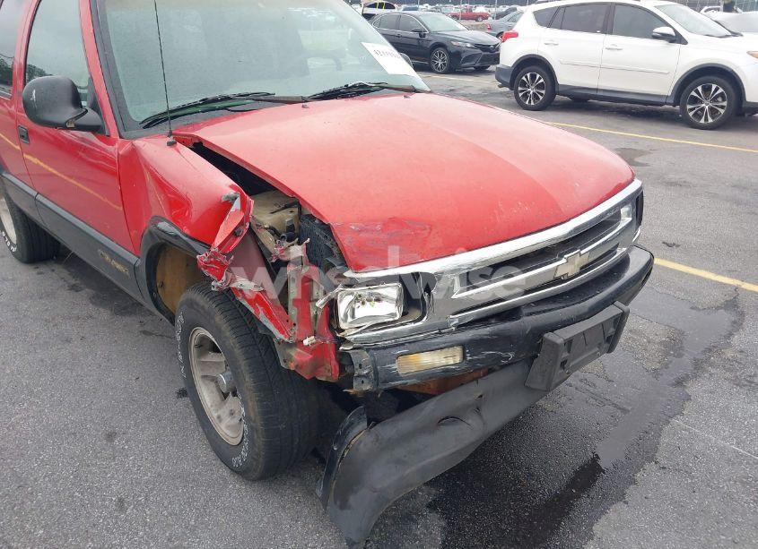 Photo 6 of 1995 Chevrolet Blazer (VIN 1GNCS13W7S2172327)