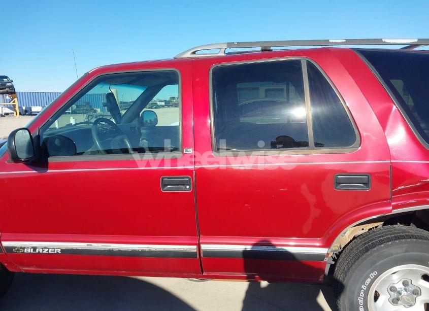 Photo 14 of 1996 Chevrolet Blazer (VIN 1GNCS13W7T2219261)