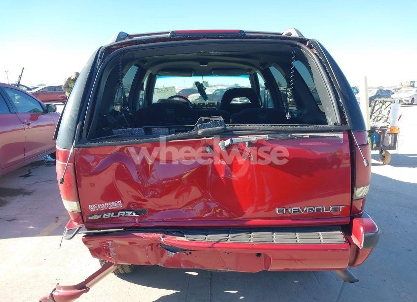 Photo 16 of 1996 Chevrolet Blazer (VIN 1GNCS13W7T2219261)